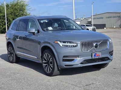 used 2022 VOLVO