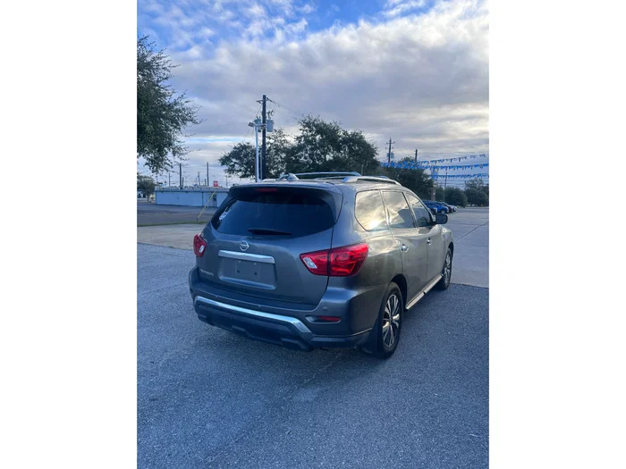 vehicle-img