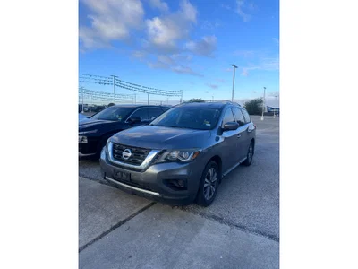 used 2019 NISSAN