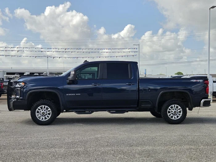 vehicle-img