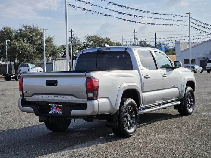 vehicle-img