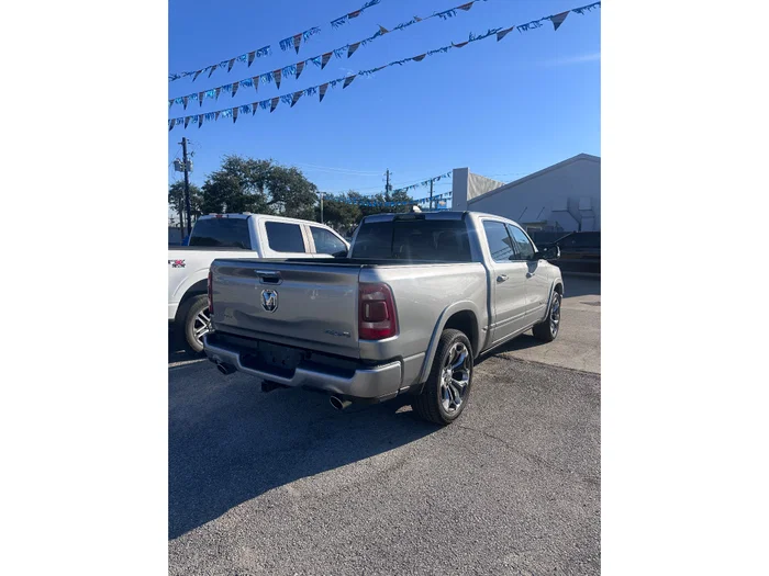 vehicle-img