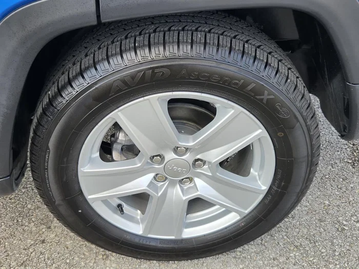 vehicle-img