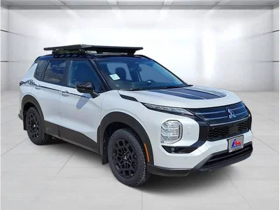 new 2025 MITSUBISHI
