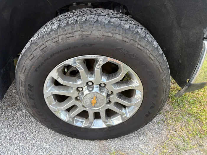 vehicle-img