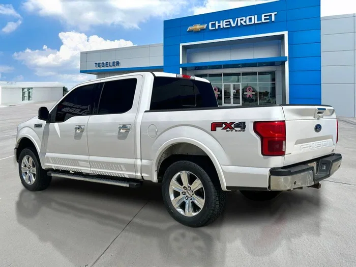 vehicle-img