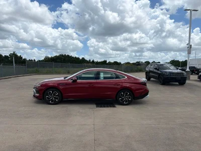 used 2025 HYUNDAI