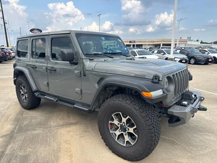 vehicle-img