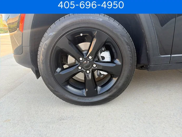 vehicle-img