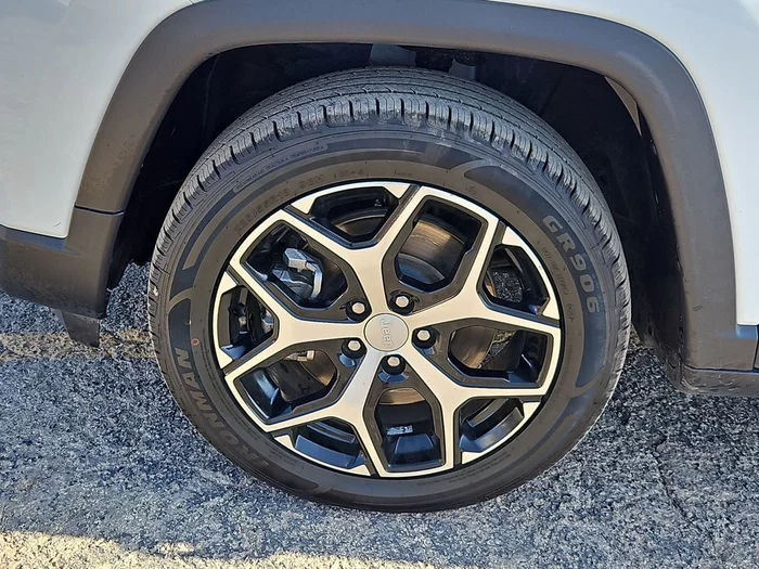 vehicle-img
