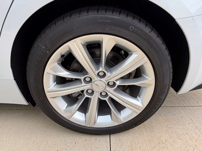 vehicle-img