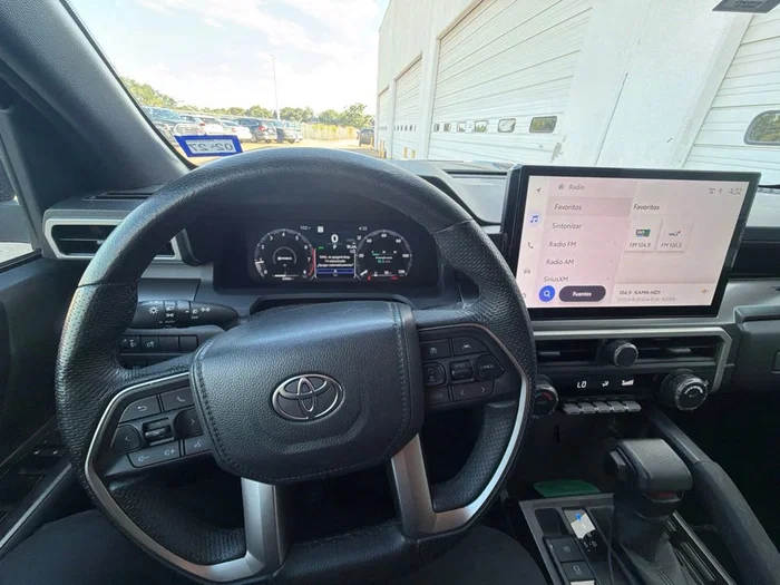 vehicle-img