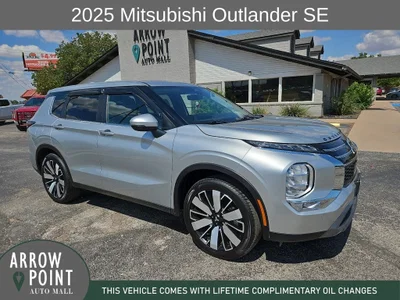 used 2025 MITSUBISHI