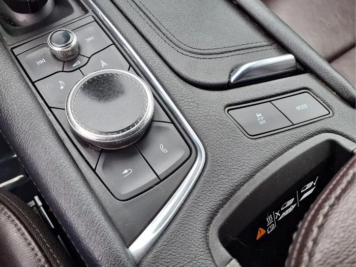 vehicle-img