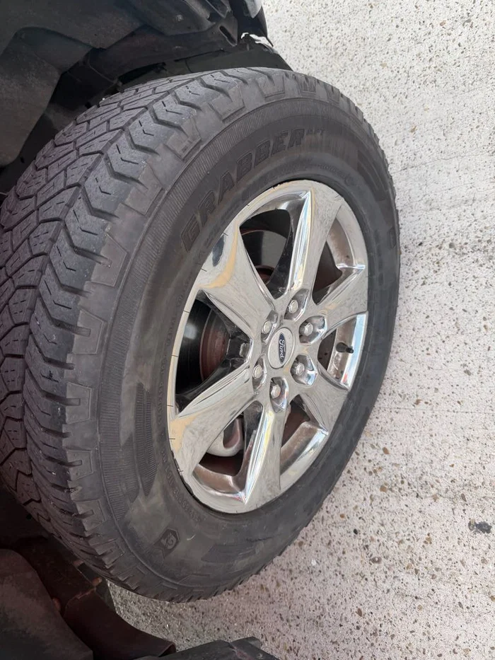 vehicle-img