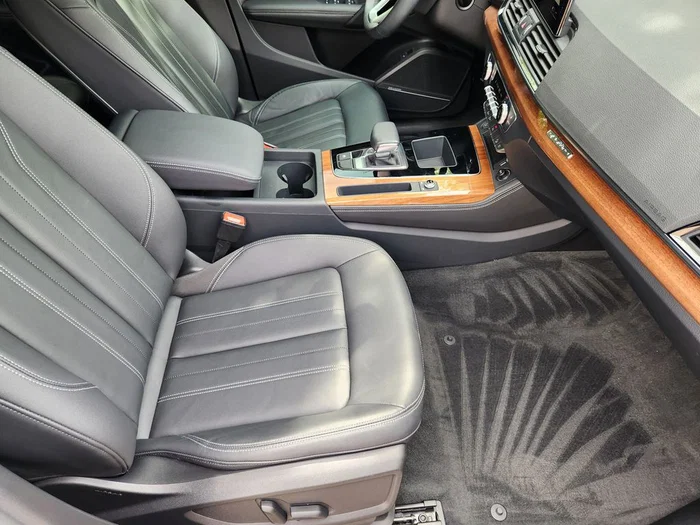 vehicle-img