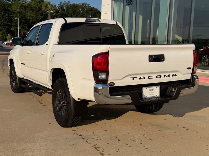 vehicle-img