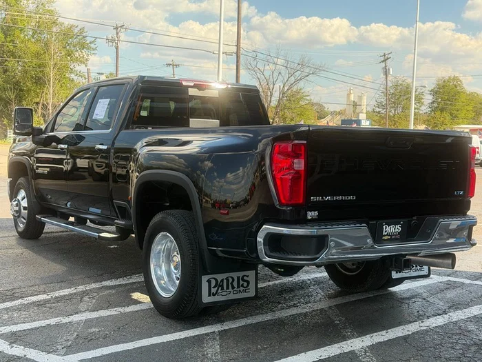vehicle-img