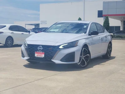 used 2024 NISSAN
