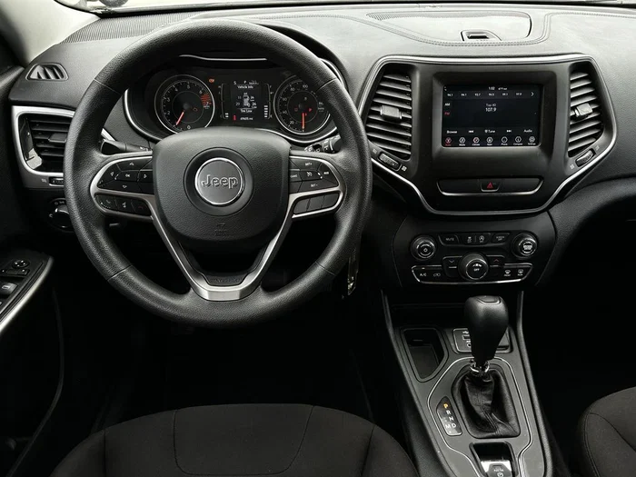 vehicle-img