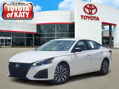 used 2025 NISSAN