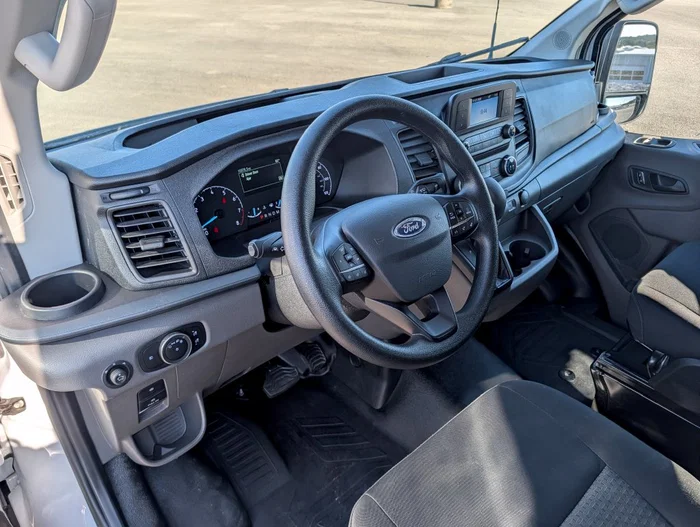 vehicle-img