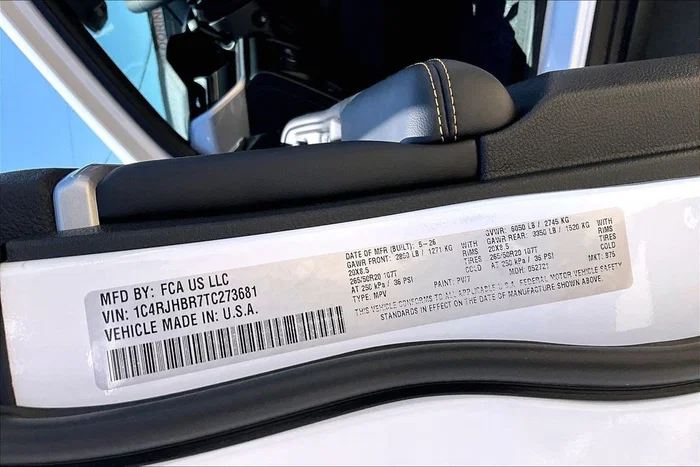 vehicle-img