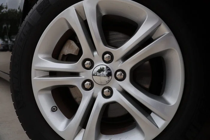 vehicle-img