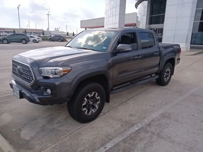 vehicle-img