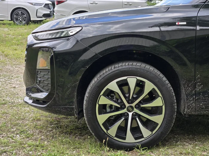 vehicle-img