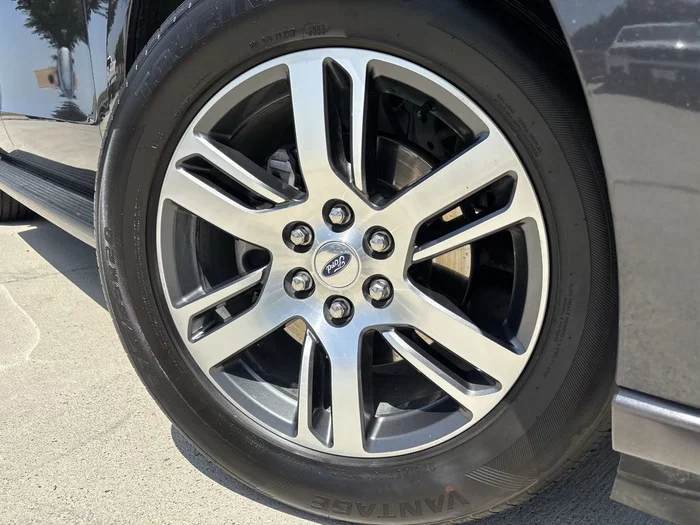 vehicle-img