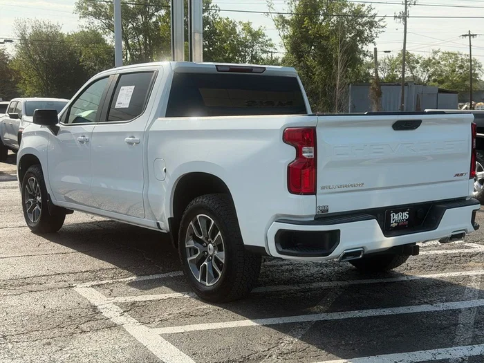 vehicle-img