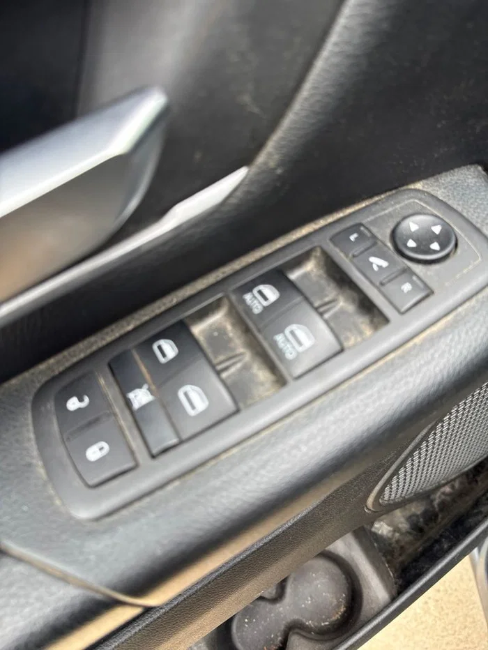 vehicle-img