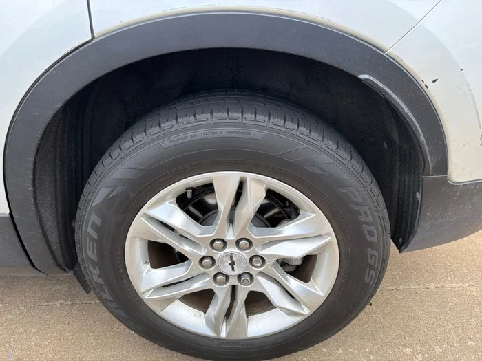 vehicle-img