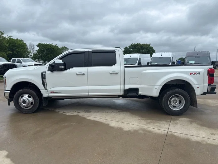vehicle-img