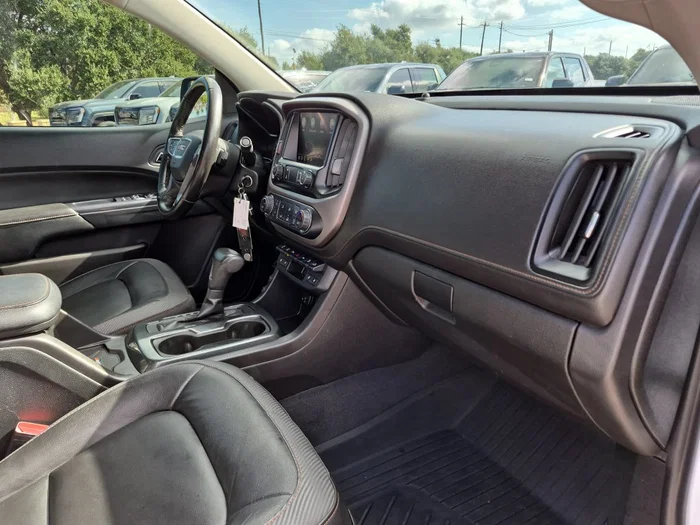 vehicle-img