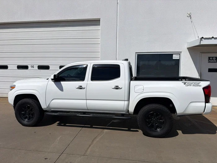 vehicle-img