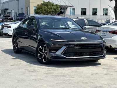 used 2025 HYUNDAI