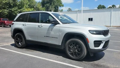 used 2024 JEEP