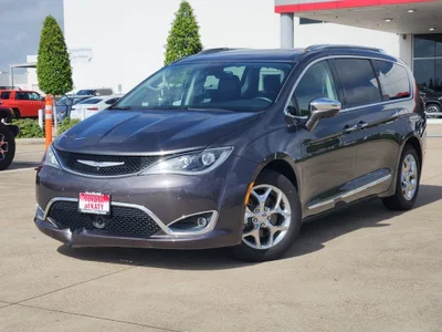 used 2018 CHRYSLER