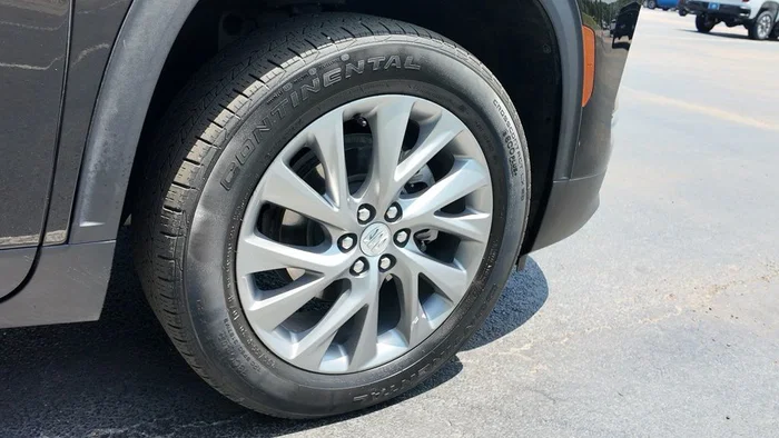 vehicle-img