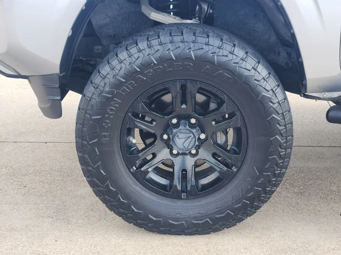 vehicle-img