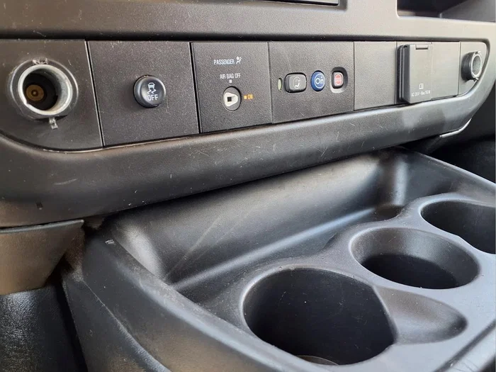 vehicle-img