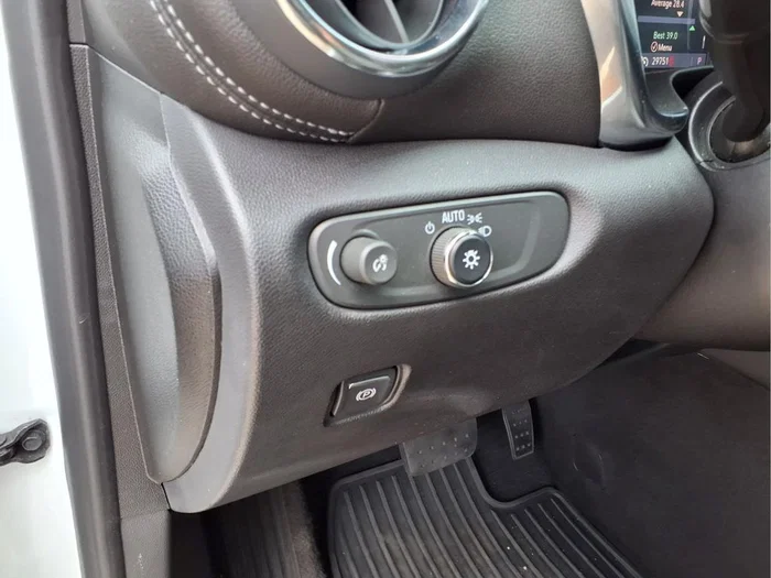 vehicle-img
