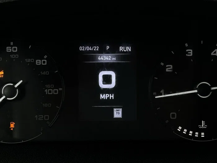 vehicle-img