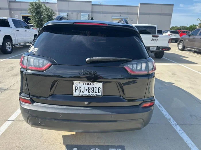 vehicle-img