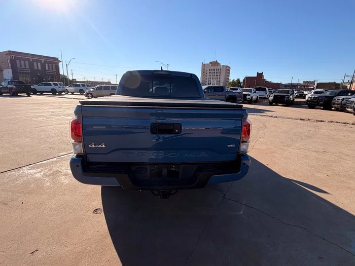 vehicle-img