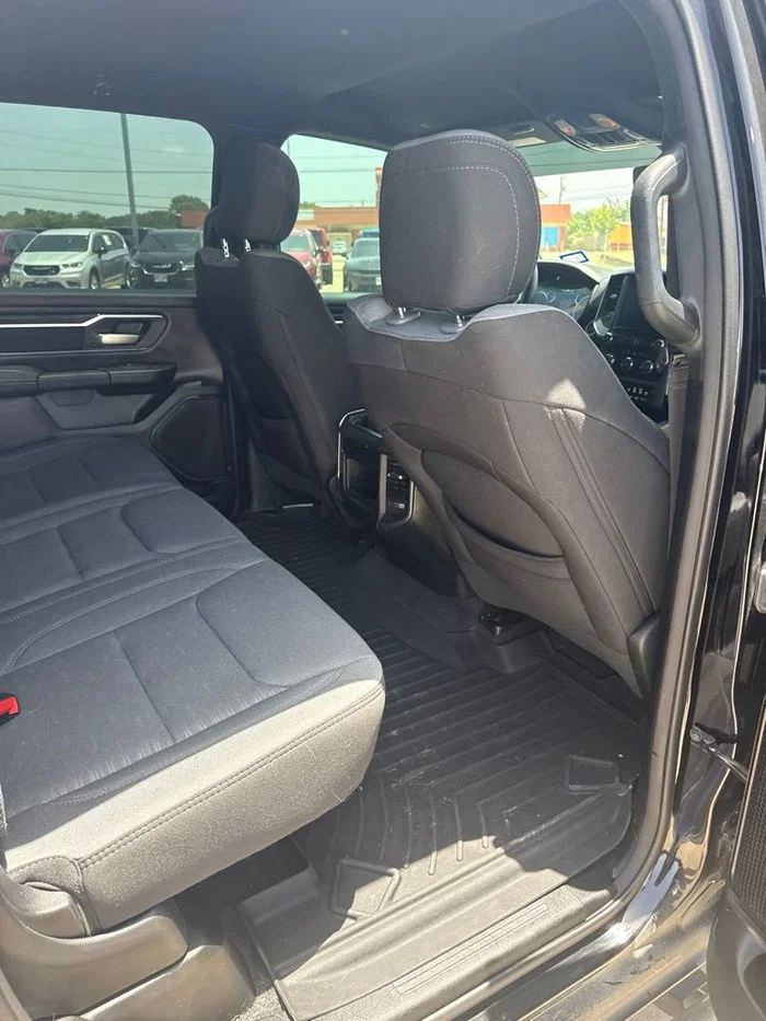 vehicle-img