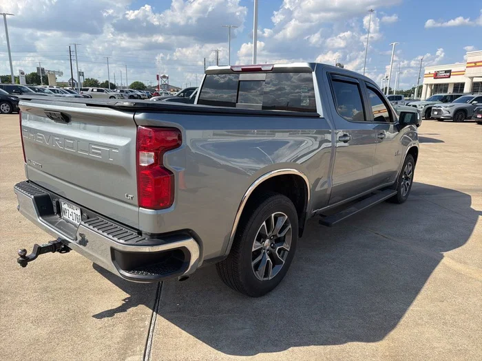 vehicle-img