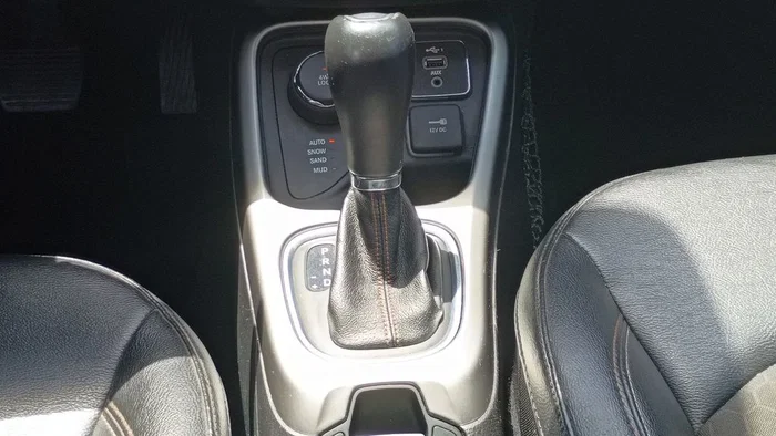 vehicle-img
